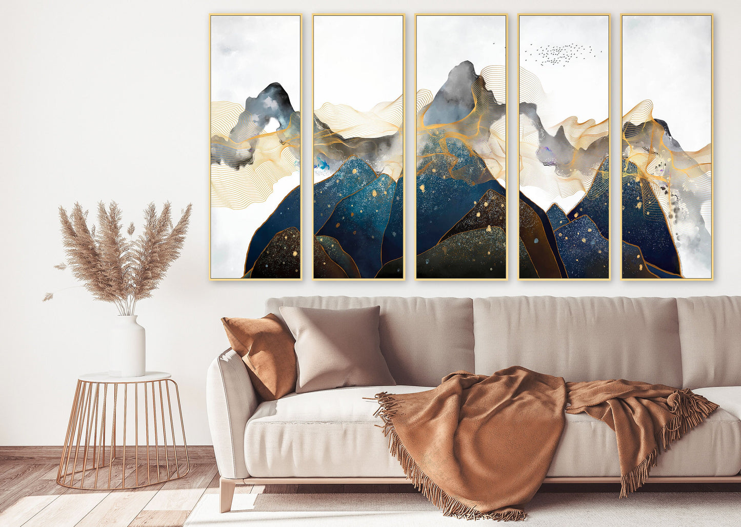 Abstraktes gerahmtes Leinwandbild mit blauen Bergen, großes druckbares Wandbild im Querformat in goldenem Schweberahmen, 3er-Set Kunstwerke für Zuhause