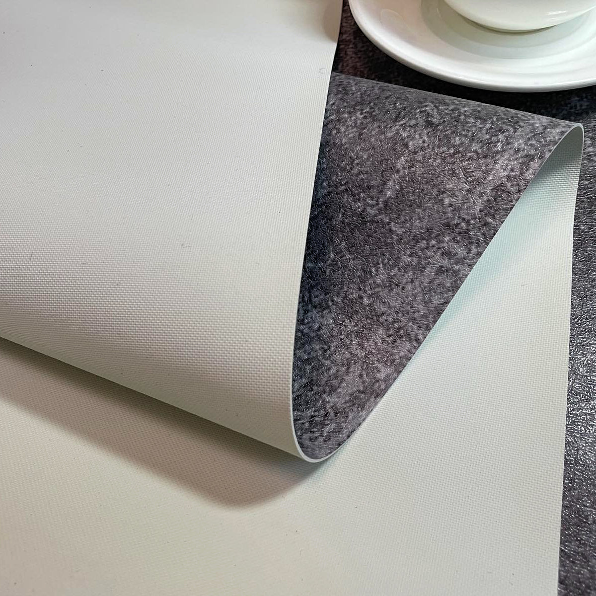 Wasserdichte Tischdecke, Tischüberwurf "Papier"